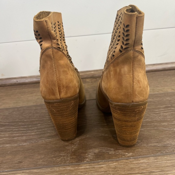 Anthropology Musse&Cloud Ankle Boots - Picture 7 of 8